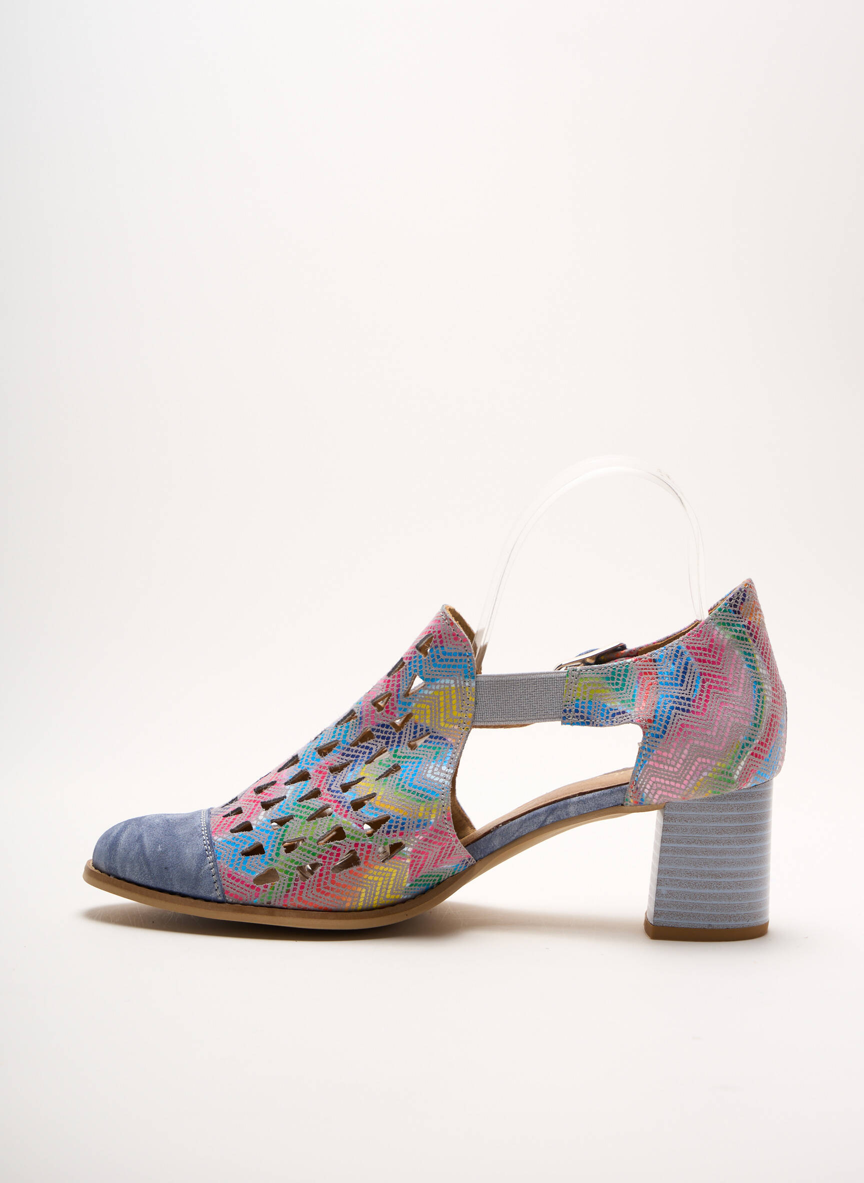 Maciejka Obuwie Sandales Nu Pieds Femme couleur bleu