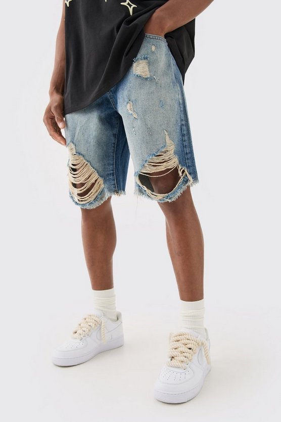 Lockere zerrissene Jeansshorts in Eisblau