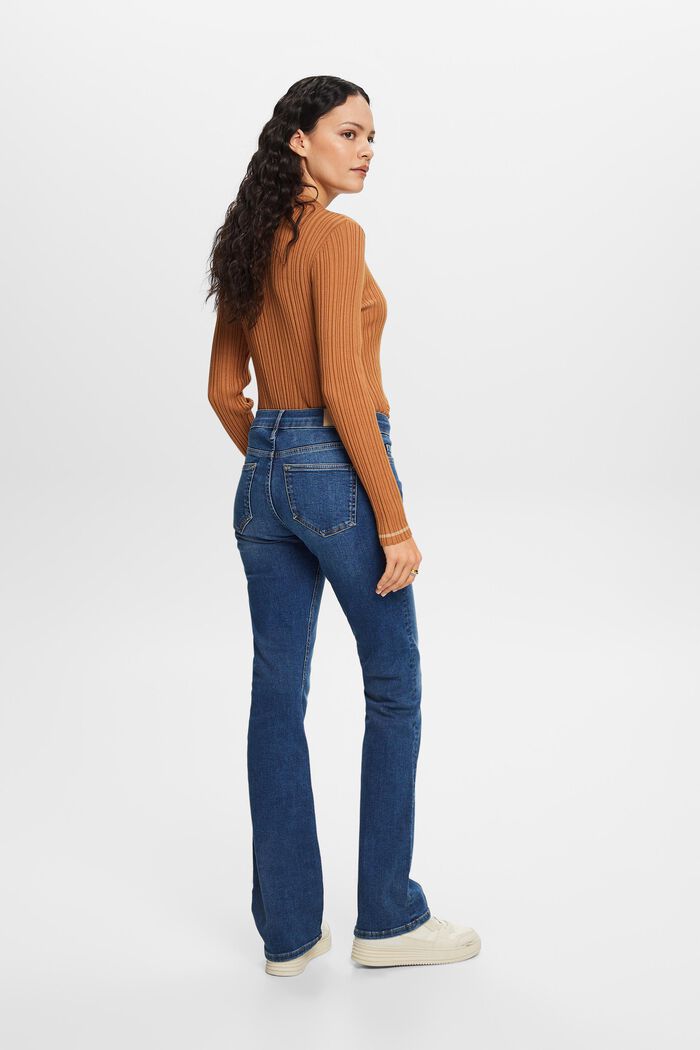 Bootcut Jeans mit mittlerer Bundhöhe