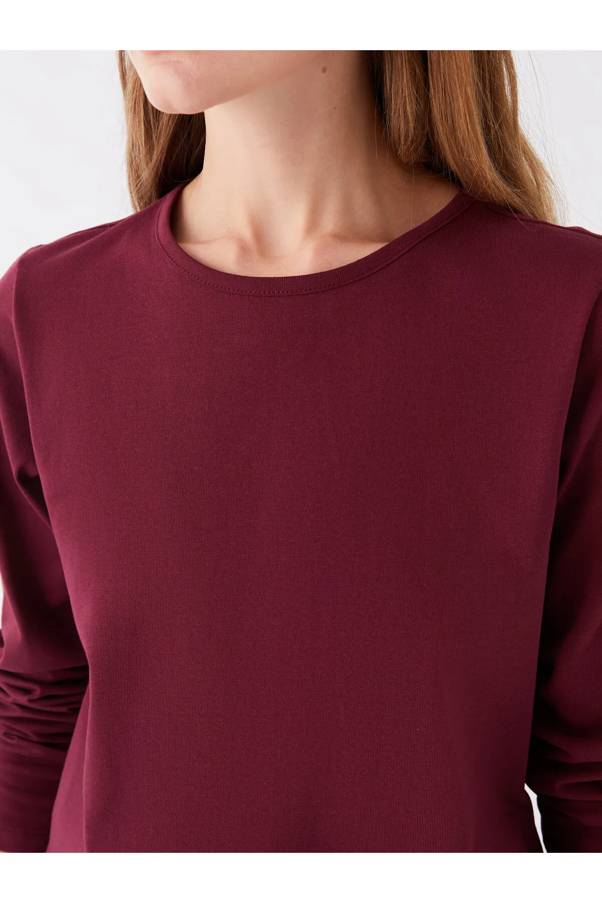 LC Waikiki  Einfarbiges, langärmliges Damen-T-Shirt mit Rundhalsausschnitt