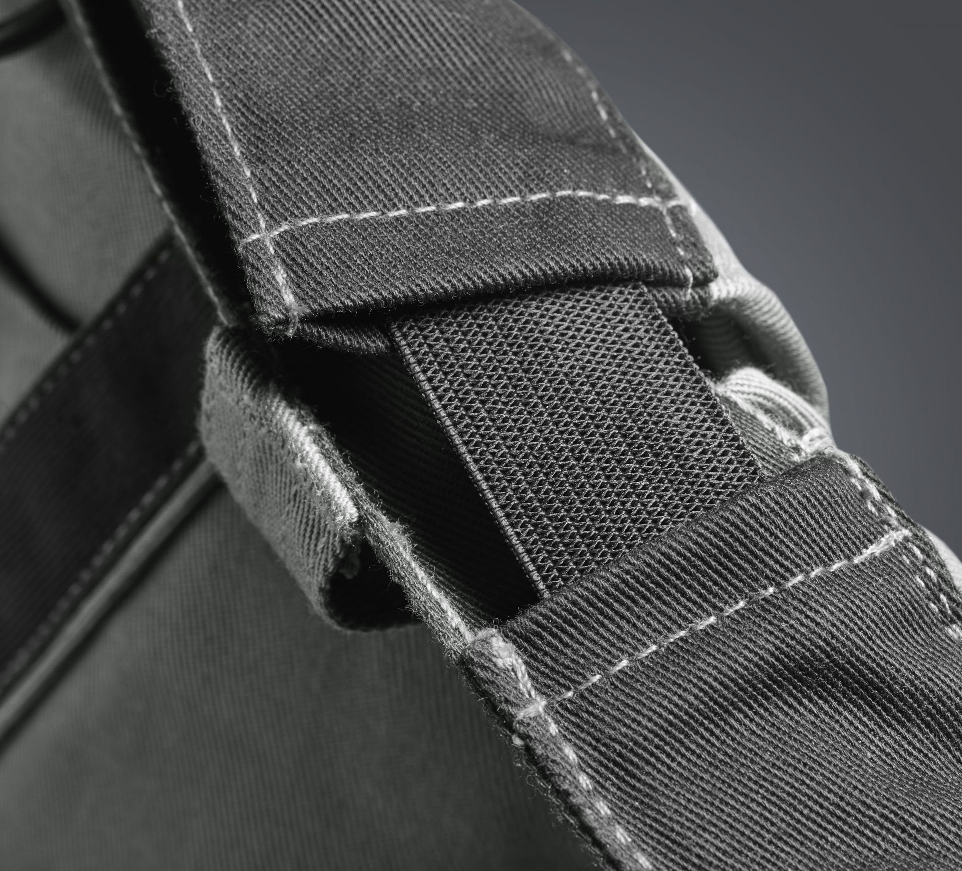Dickies Arbeitshose Industry 30032, Sonderanfertigung verdeckter Elastikbund, Sonderanfertigung, Kratzfreie Knöpfe mit Kunststoffbeschichtung