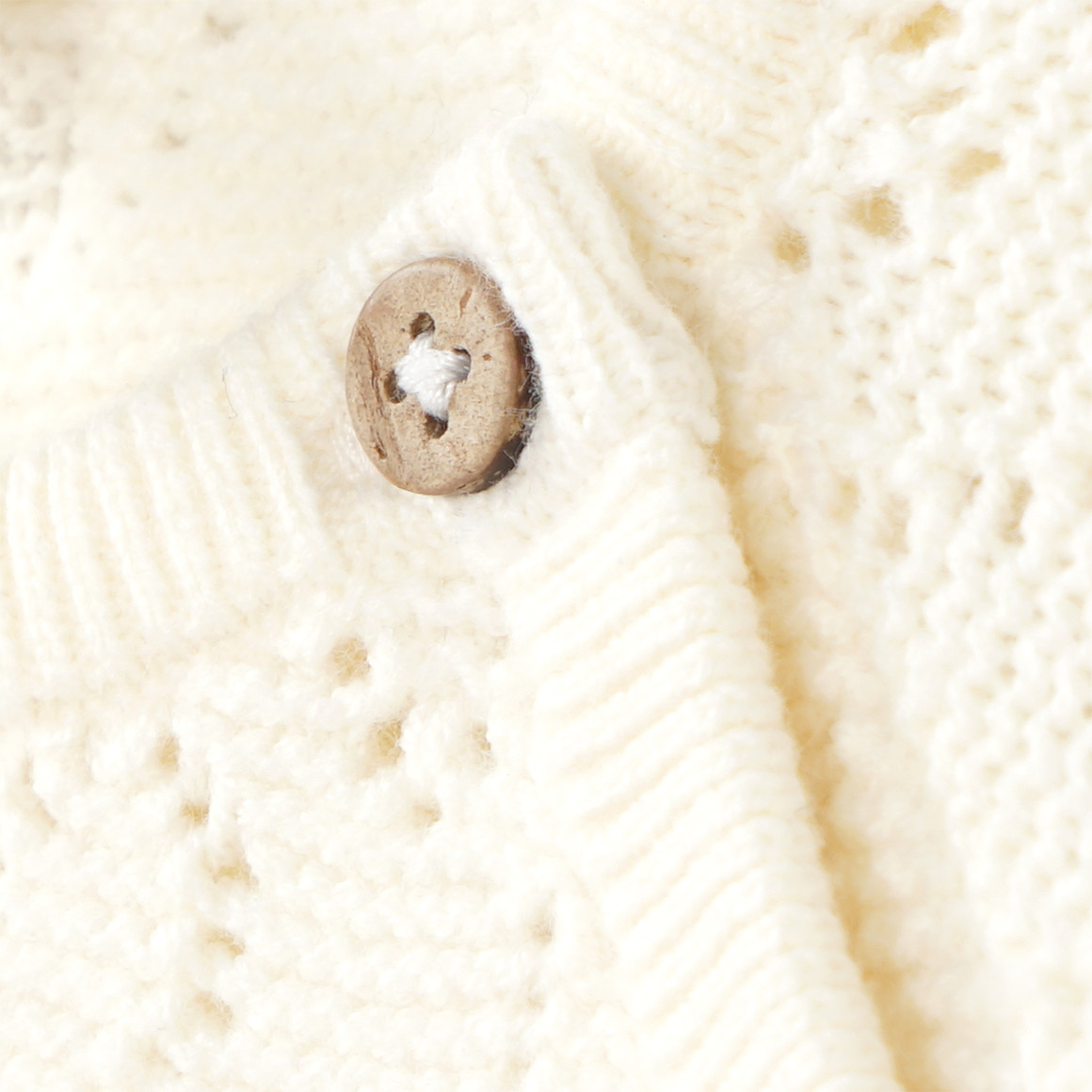 Newborn Strickpullover mit Ajour-Muster