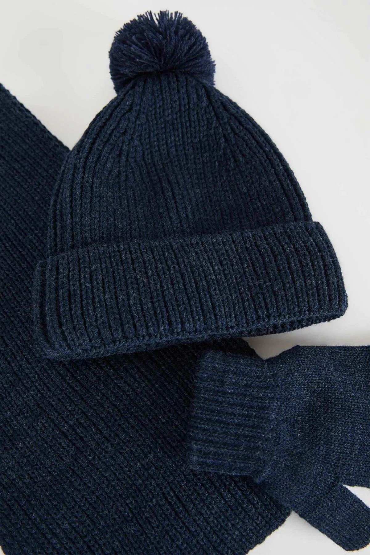 DeFacto  3-teiliges Set aus Schal, Baskenmütze und Handschuhen für Jungen