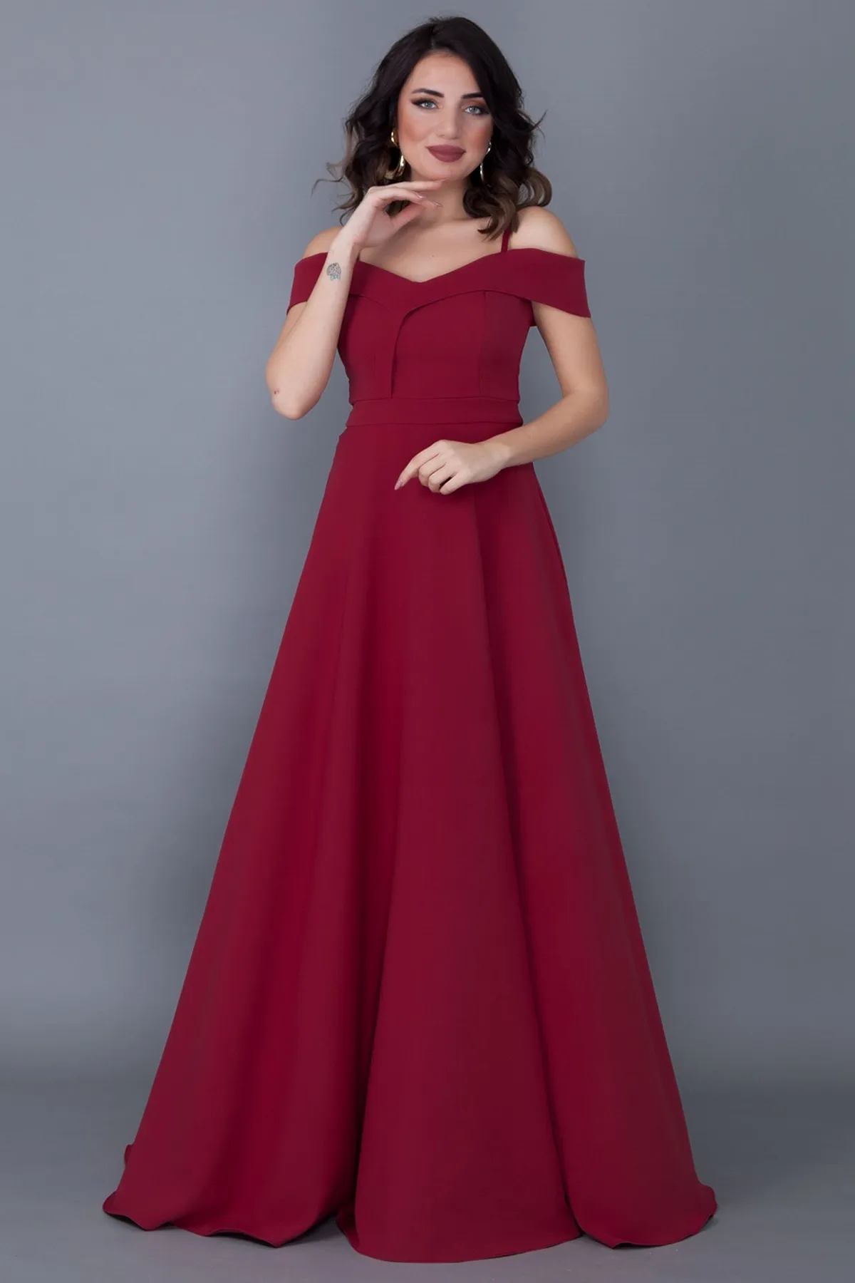 lovebox  Trägerloses, schulterfreies, zweireihiges Abendkleid in Maxilänge in Weinrot in Übergröße, Abendkleid 342