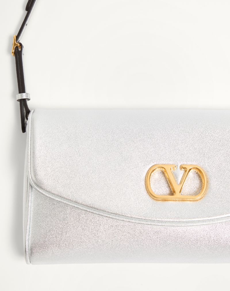 Bolsa de ombro pequena Valentino Garavani Devain em couro napa laminado