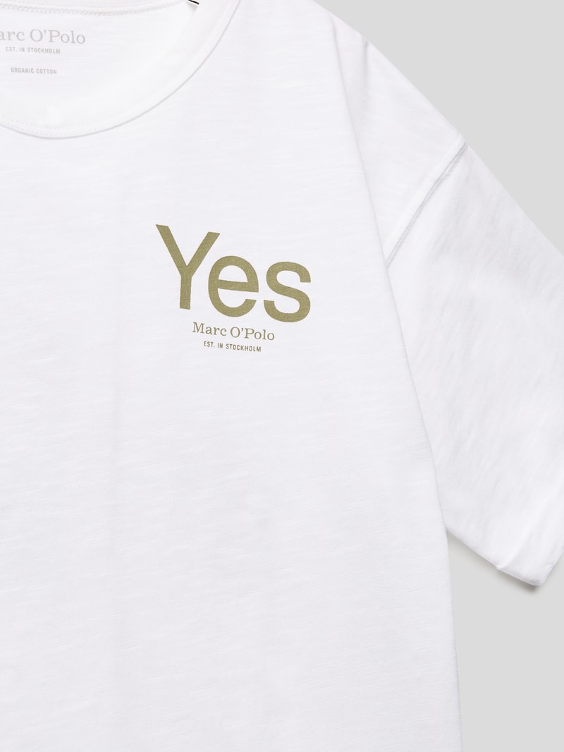 T-Shirt aus Bio-Baumwolle mit Label- und Statement-Prints in offwhite