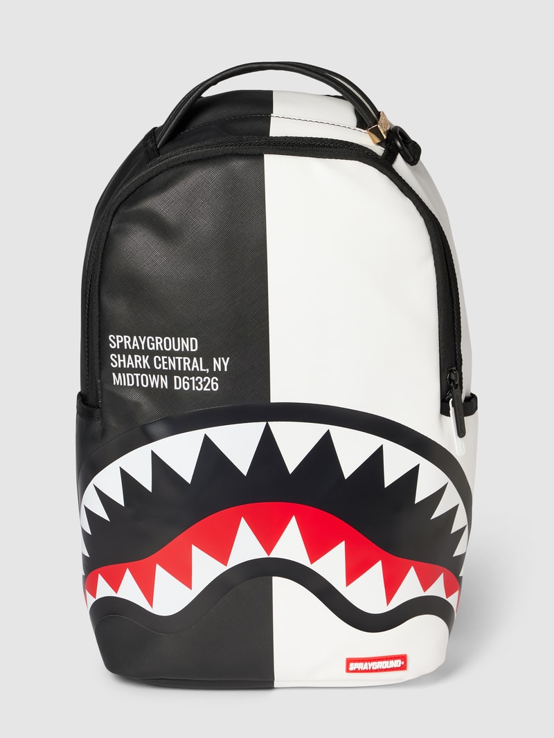 Rucksack mit Motiv-Print Modell 'SHARK' in weiß