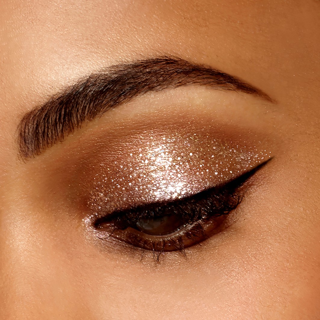Glitter and Glow Liquid Eye Shadow