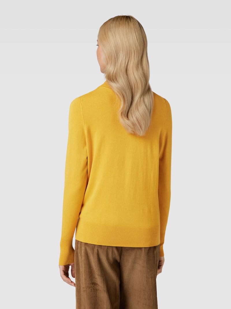 Longsleeve mit Rollkragen in messing
