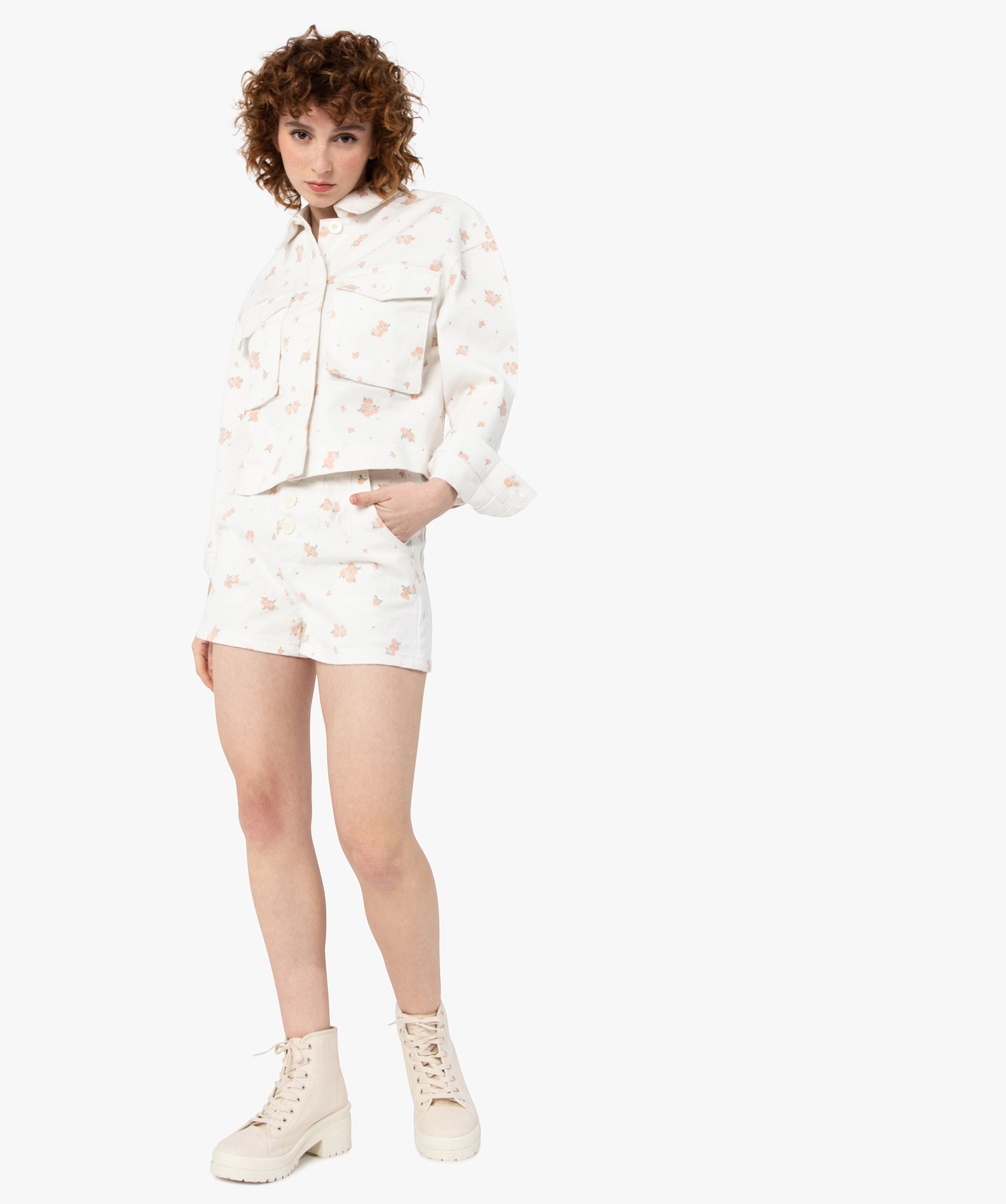 Short femme taille haute à motifs fleuris ecru | GEMO