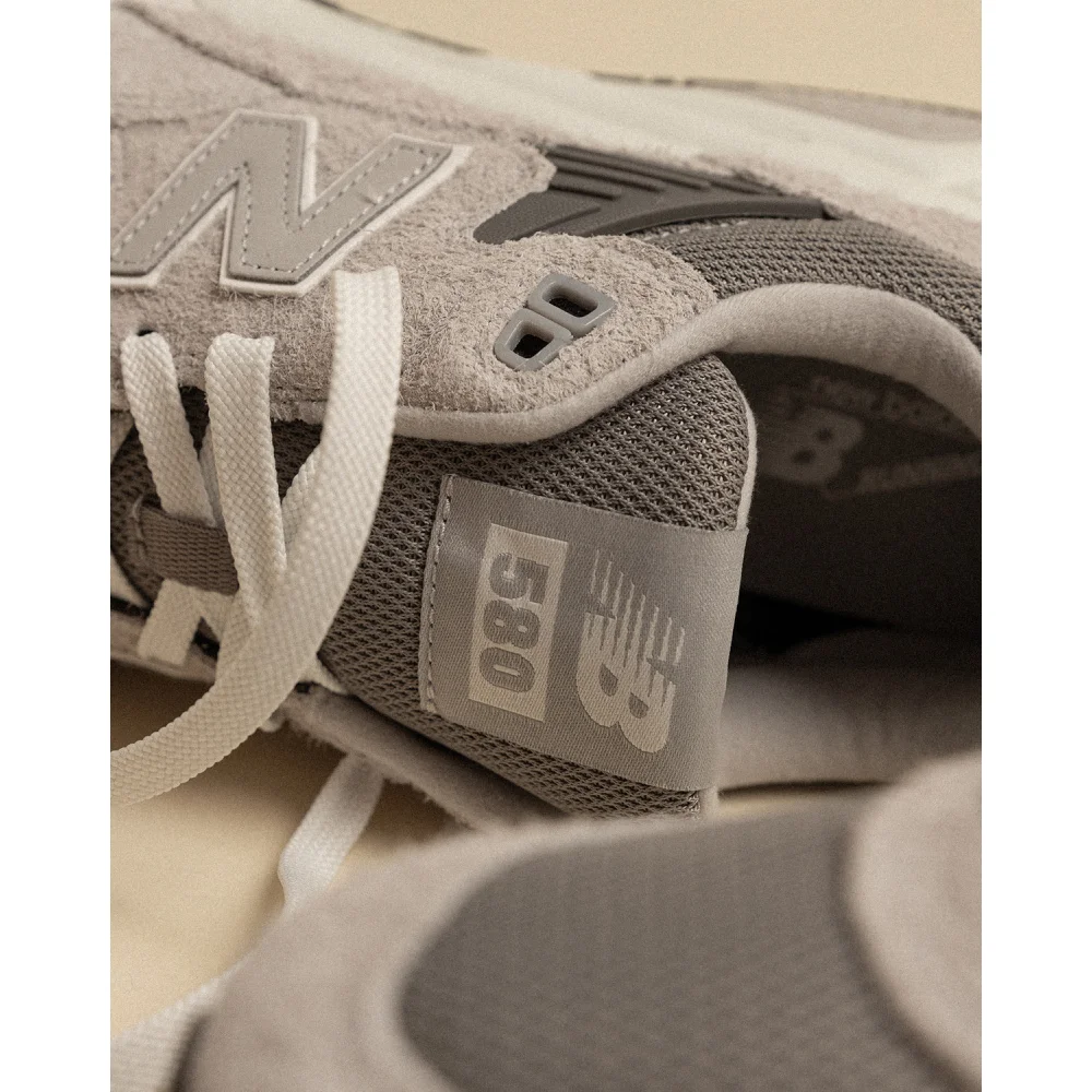 New Balance 580 MT580MG2 / grau