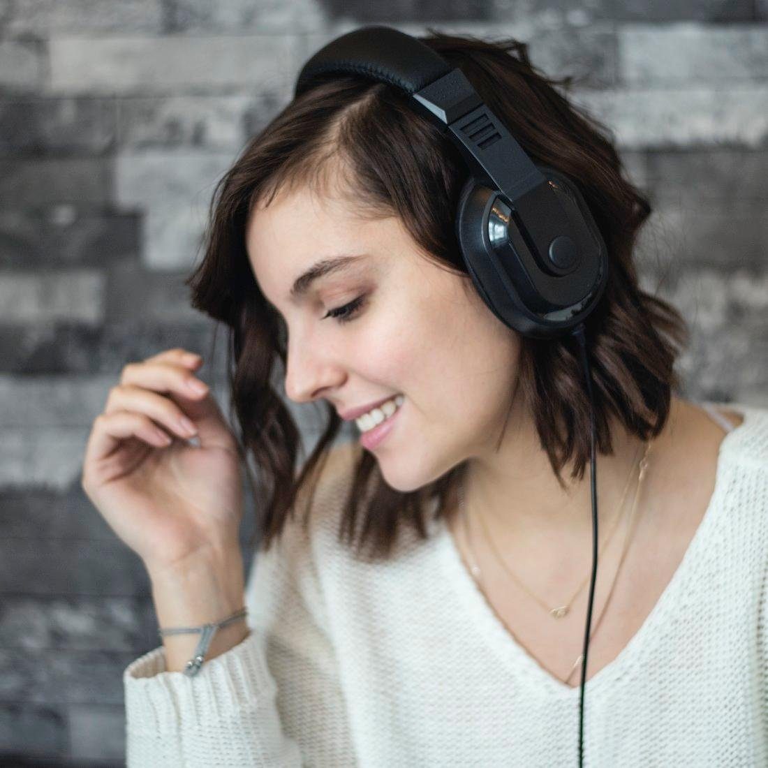 Thomson TV HiFi Kopfhörer Over Ear, Lautstärke regelbar, extra langes Kabel Over-Ear-Kopfhörer (Schwarz)