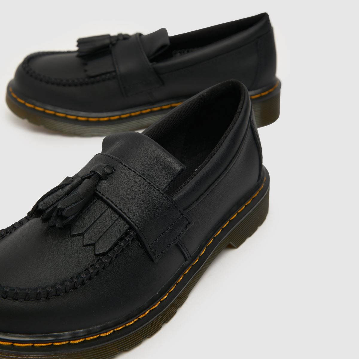 Dr Martens svarta Adrian flickor juniorskor
