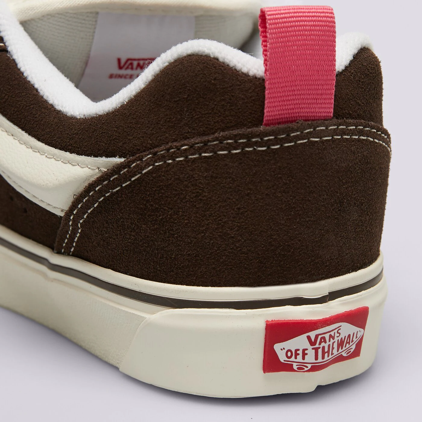 VANS KNU Braun