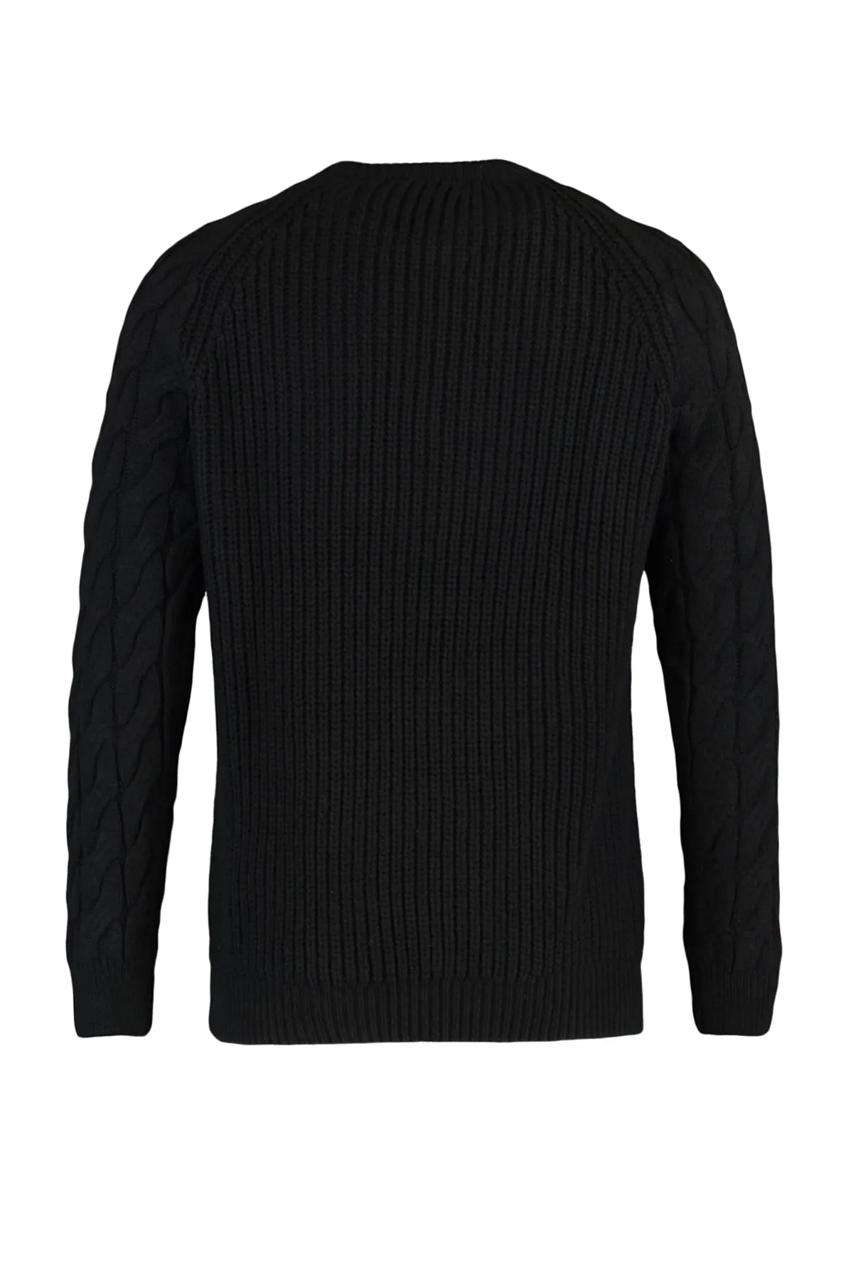 Trendyol Collection  Schwarzer Strickpullover mit Rundhalsausschnitt, normaler Passform und detailliertem Haarstrickmuster TMNAW22KZ2059