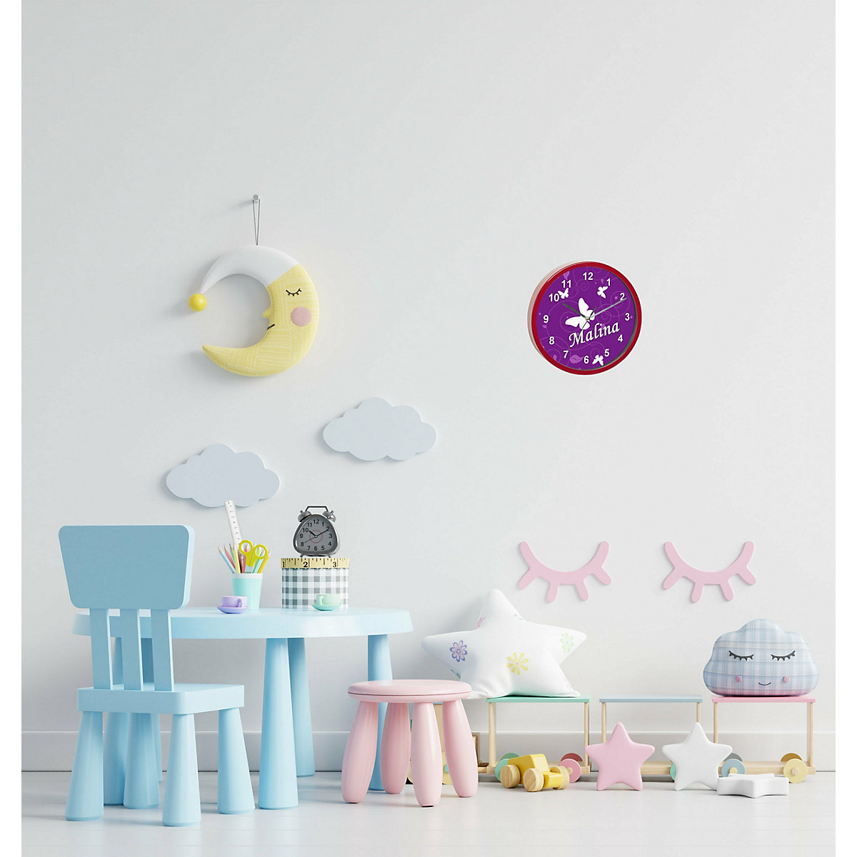 Kinder Wanduhr personalisiert mit Name Schmetterling Lila