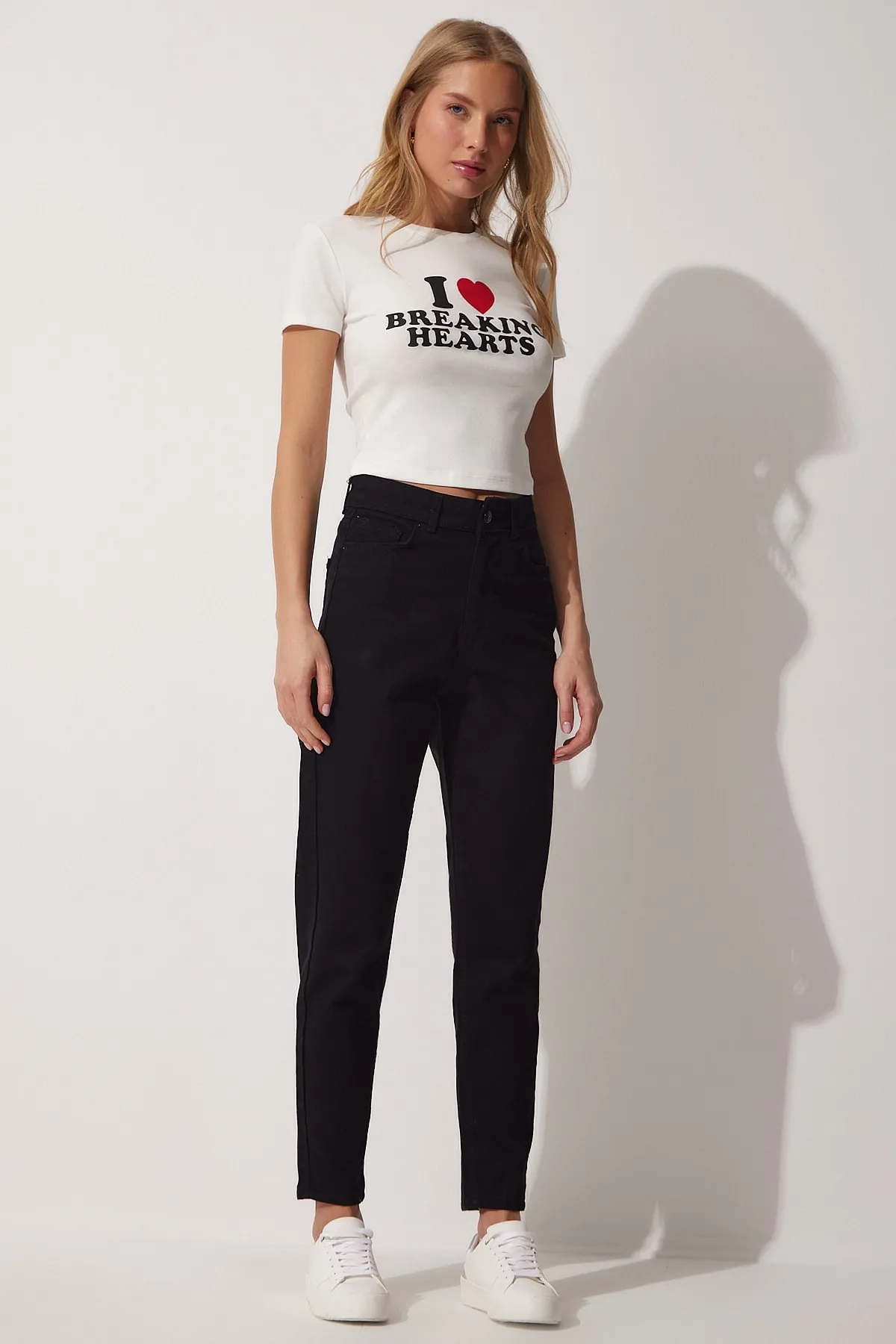 Happiness İstanbul  Schwarze Mom-Jeans mit hoher Taille für Damen OK00040