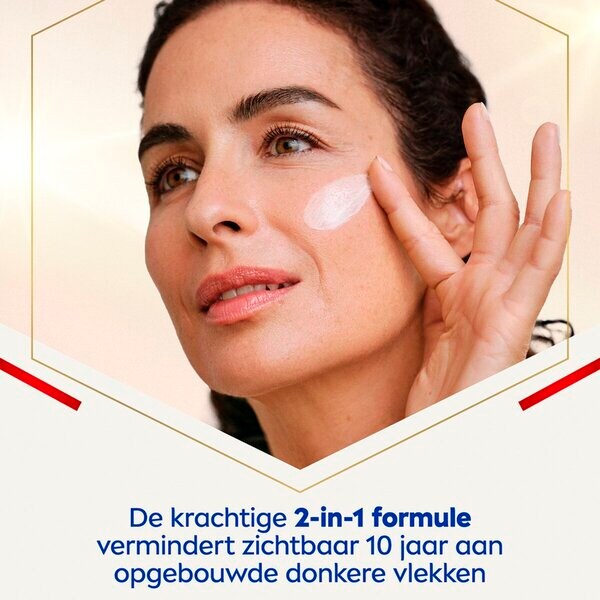 NIVEA Cellular Luminous630 ránctalanító és pattanás elleni szérum 30ml - Érett bőrre