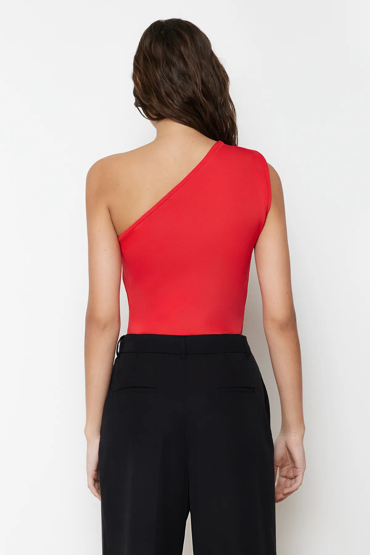 Trendyol Collection  Granatapfelblüte Asymmetrischer Kragen Flexibler Strickbody mit Druckknöpfen TWOSS22BD00014