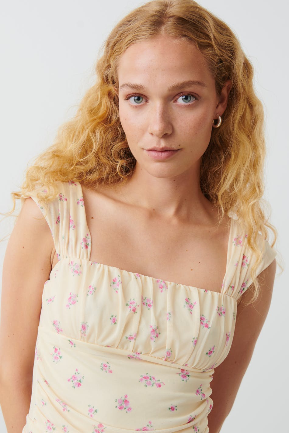 Mesh ruched top