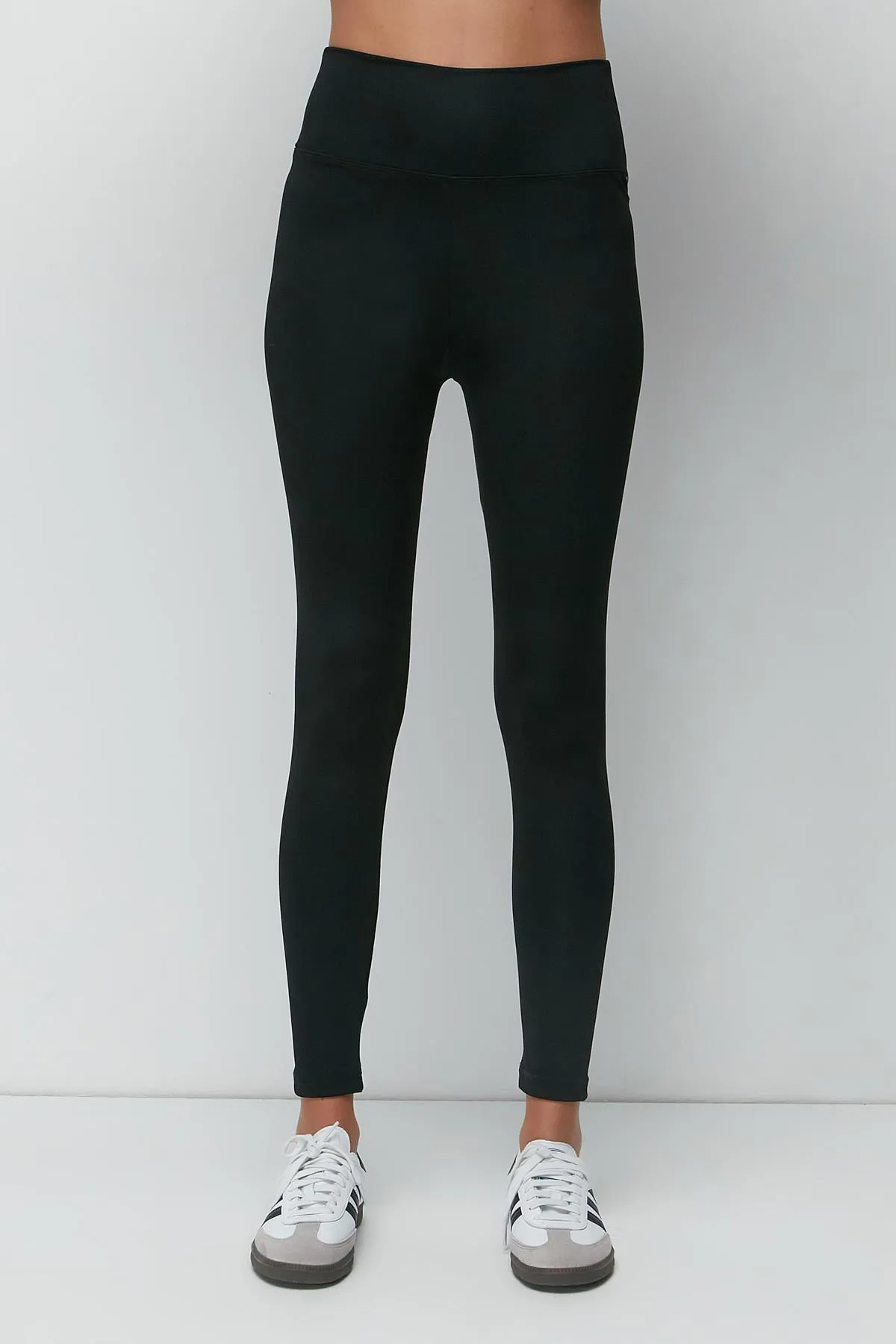 C&City  Lange Sportleggings mit hoher Taille 9404 Schwarz
