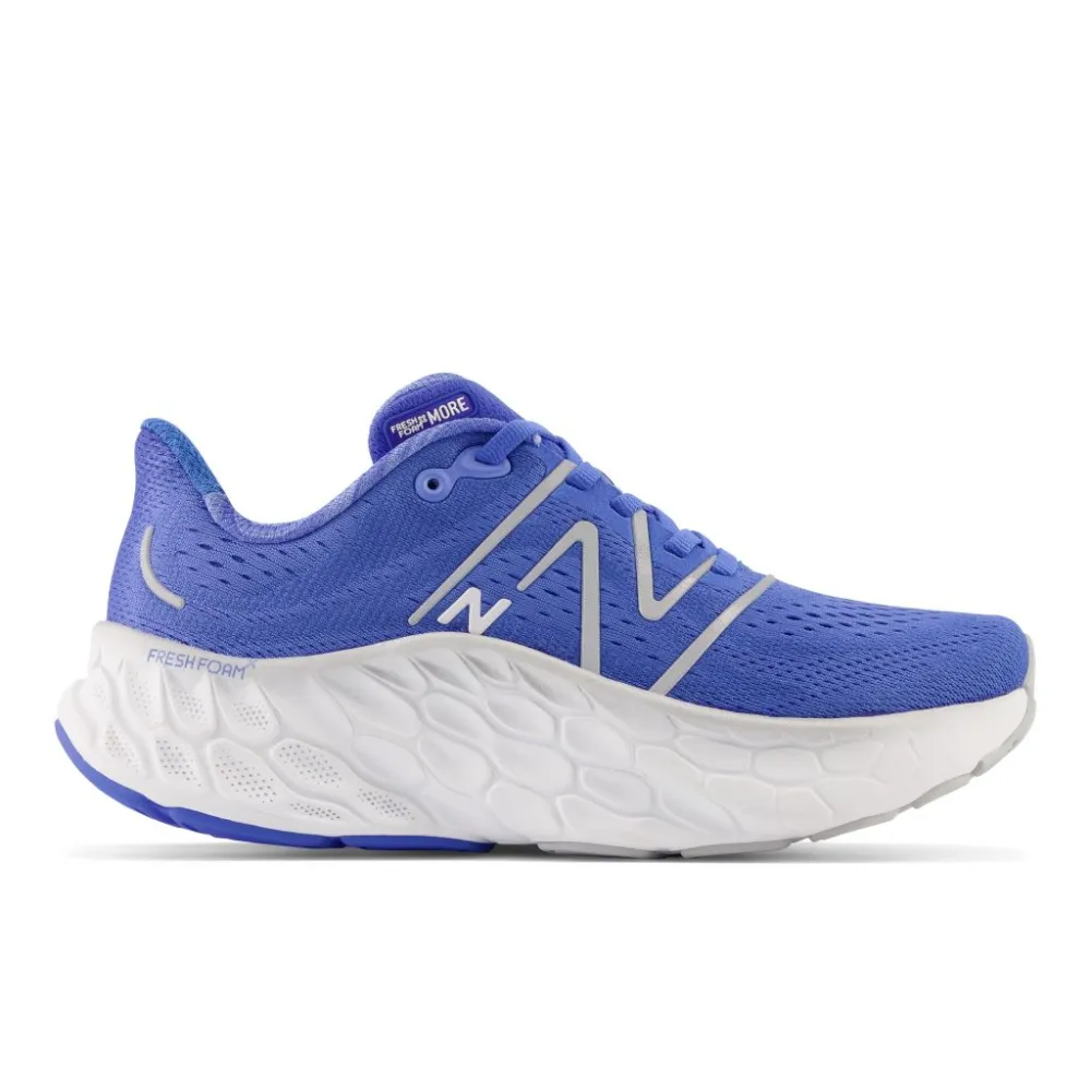 New Balance Fresh Foam More v4 WMOR-1B-BL4 / blau