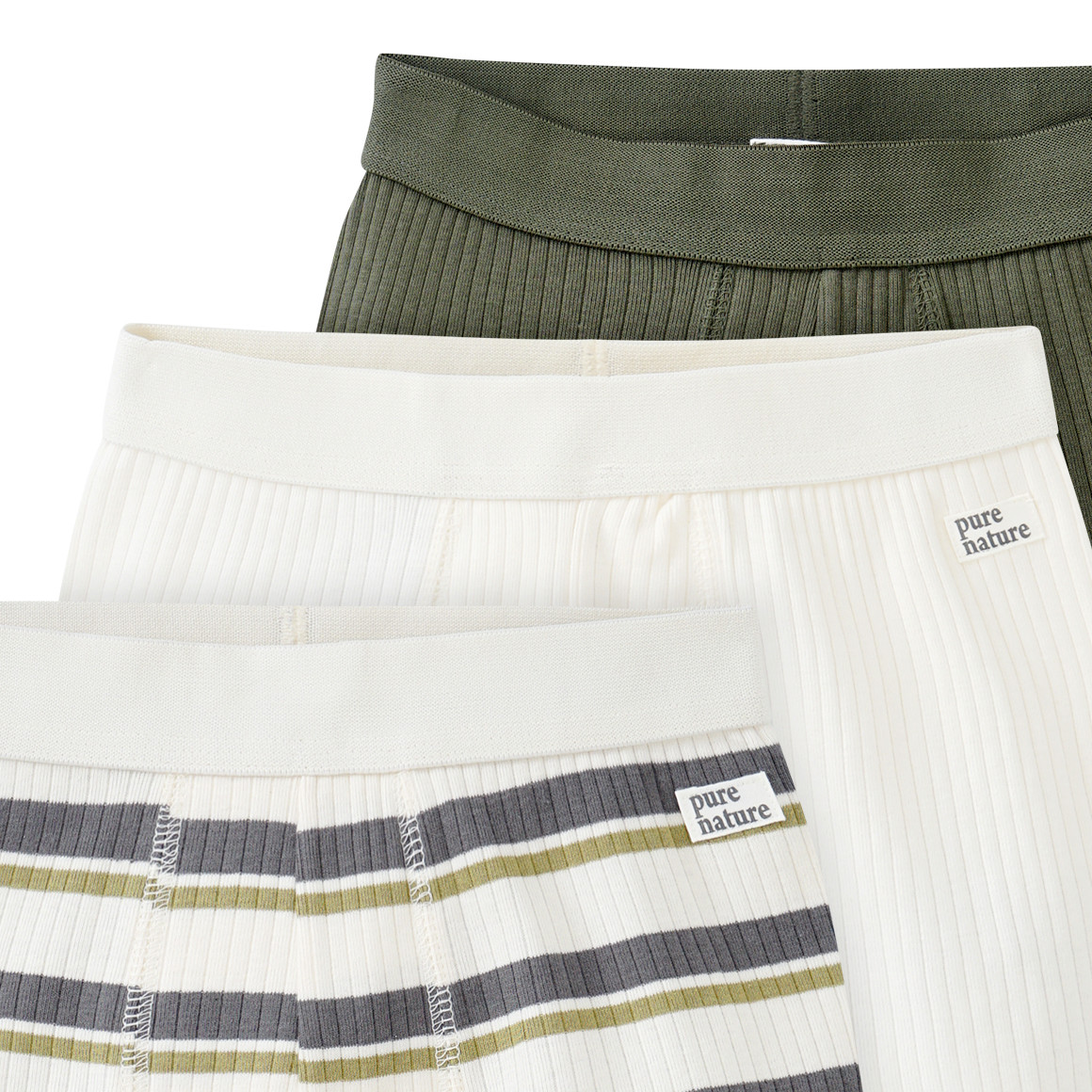 3 Jungen Boxer mit Rippstruktur