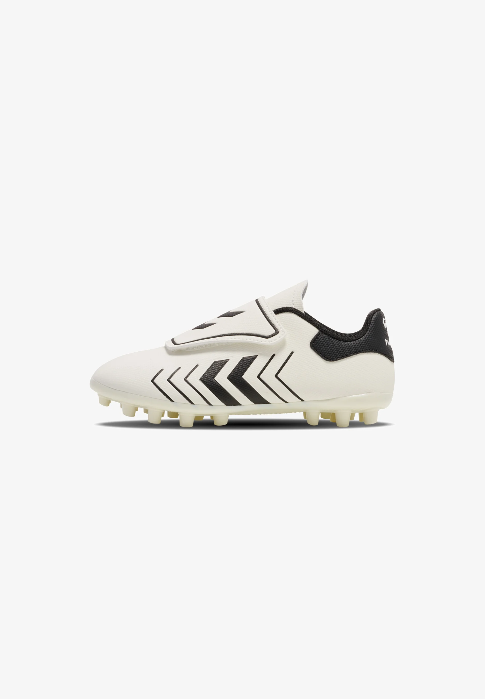 Hummel HATTRICK MG JR UNISEX - Botas de fútbol sala con tacos