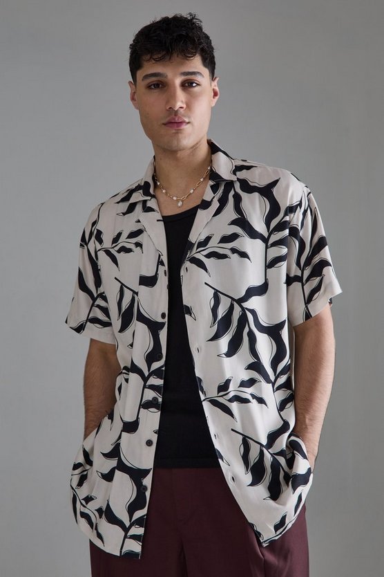 Kurzärmliges Oversize Viskose-Hemd mit floralem Print