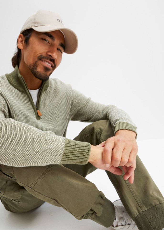 Pullover mit Stehkragen