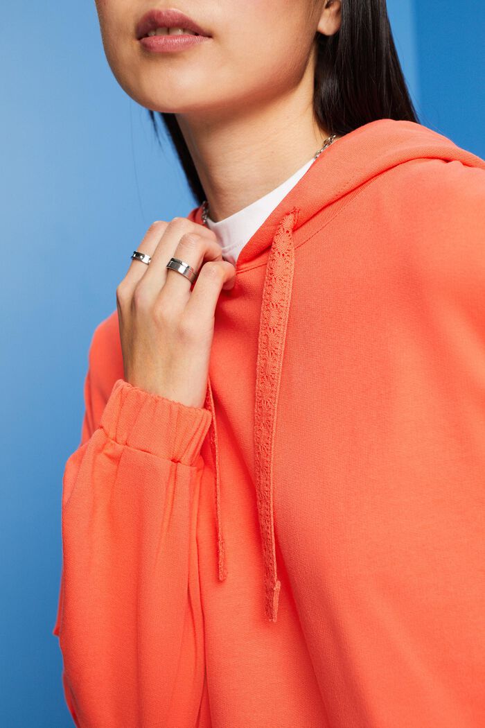 Hoodie-Sweatshirt mit Stickerei