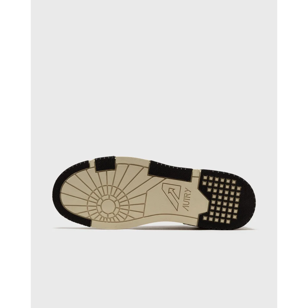 Autry CLC LOW ROLMMM04 / schwarz