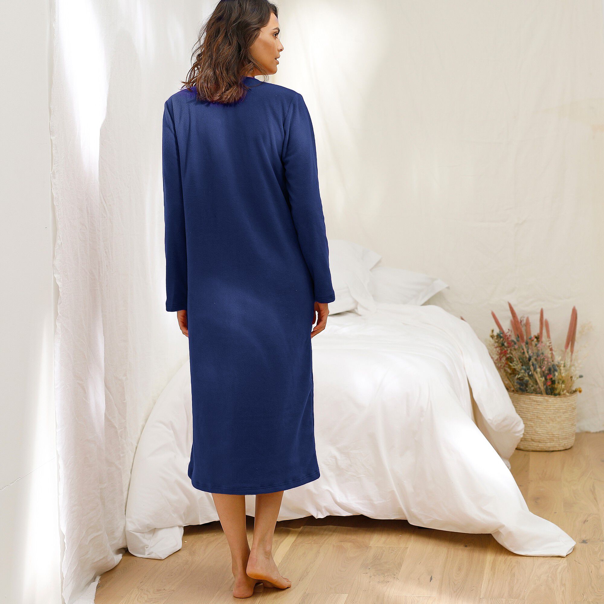 Chemise de nuit longue nuages en micro-polaire