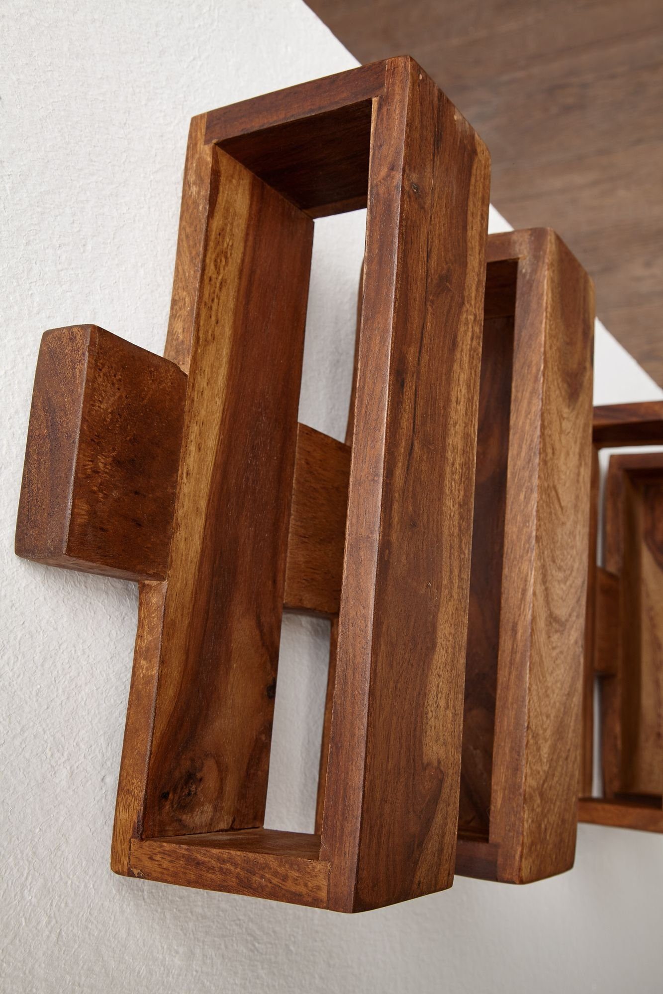 Wohnling Zeitungsständer WL1.533 (Sheesham Massivholz 30x72x10 cm mit 2 Ablagen), Zeitschriftenständer Wand, Zeitungshalter Modern