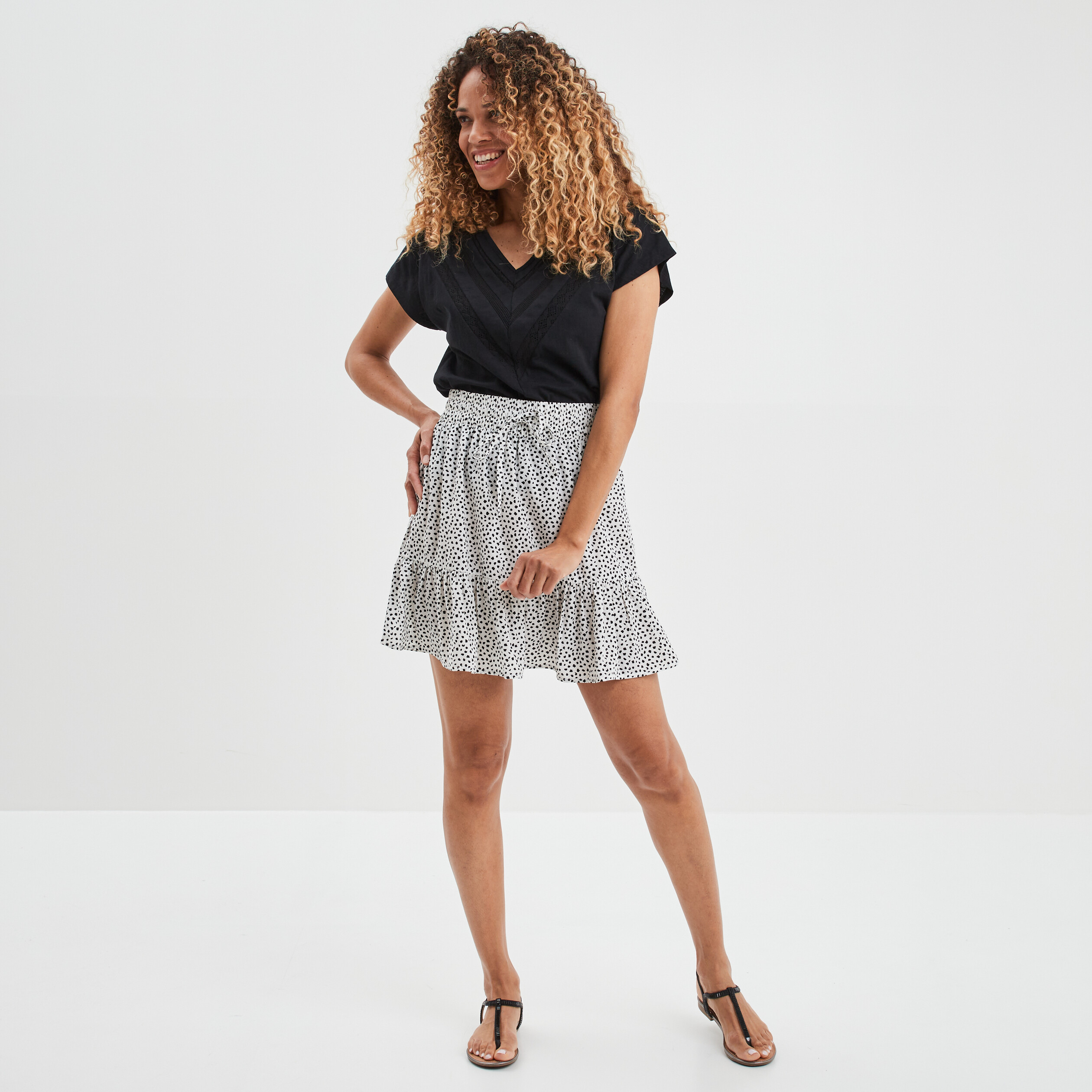 Jupe courte fluide taille smockée noir femme | La Halle
