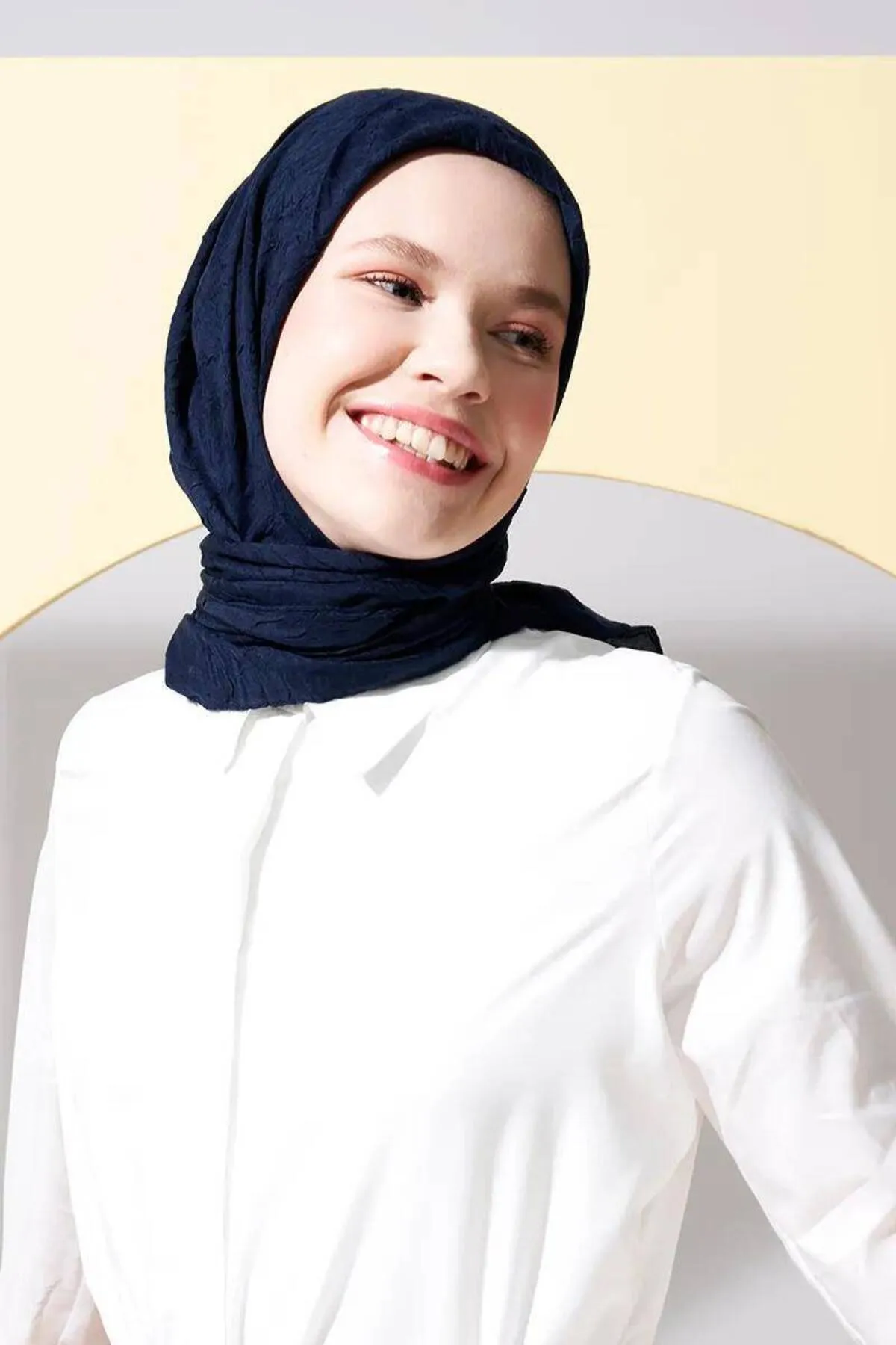 SOYTEMİZ  Hijab Damen-Schal aus Bio-Bambus, Marineblau