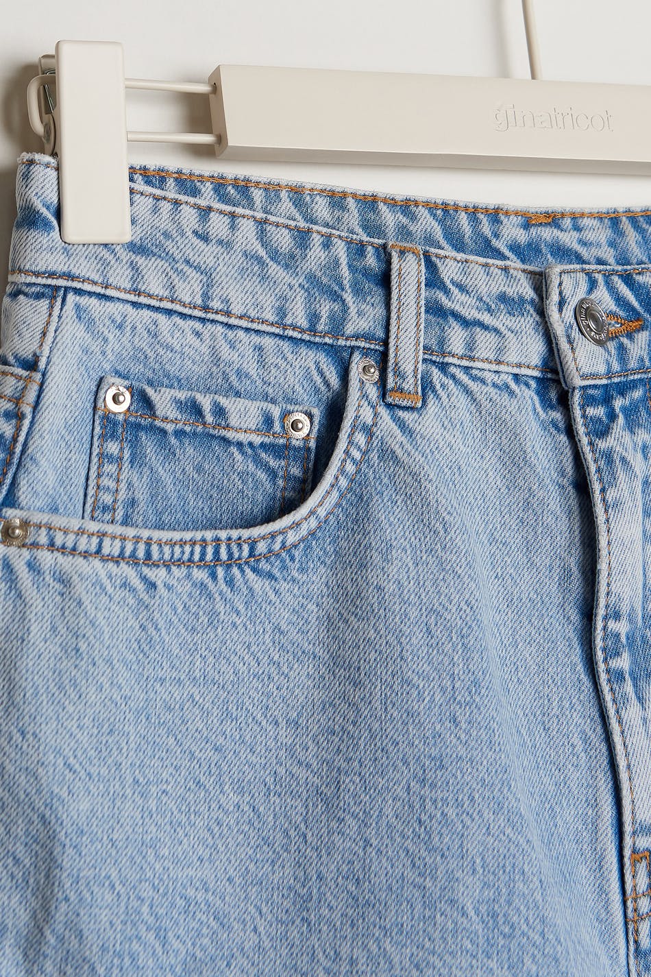 Dagny mom shorts