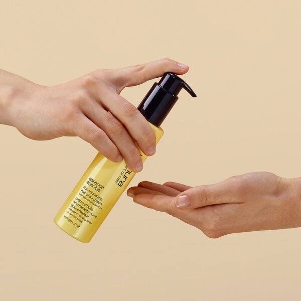 Shu Uemura Essence Absolue Oil-In Cream Leave-in-Pflege