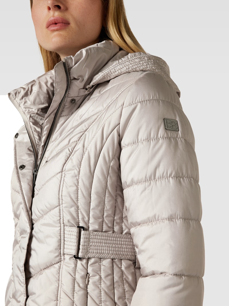 Steppjacke mit Taillengürtel in hellgrau