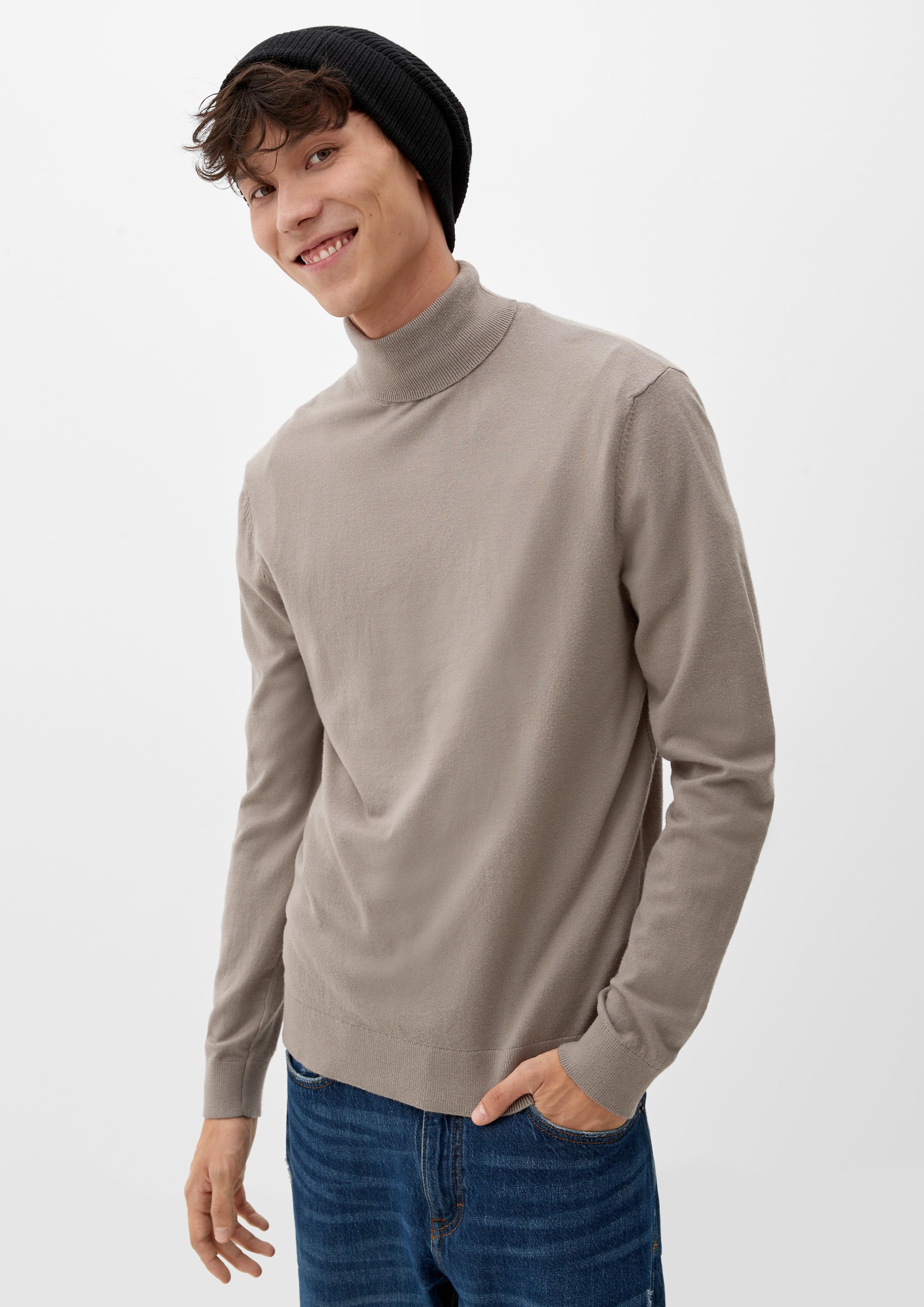 Feinstrickpullover aus Viskosemix  2118681-8437