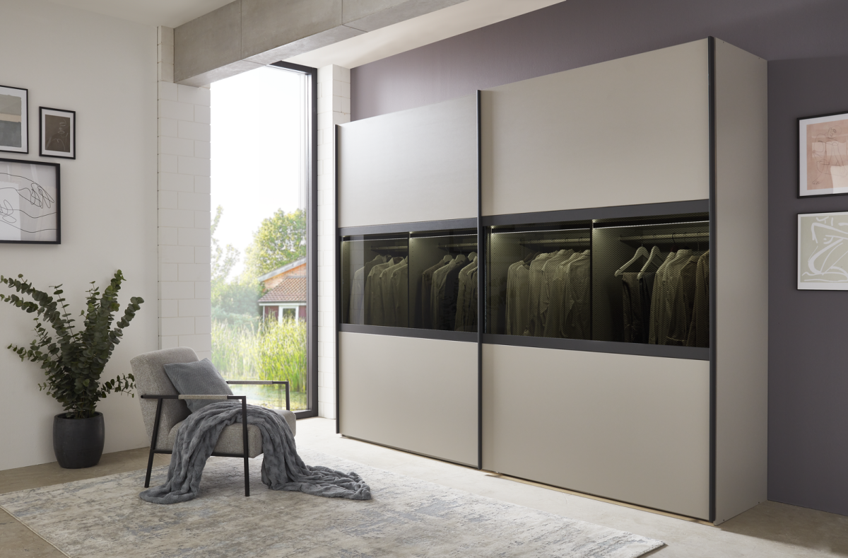 Schwebetürenschrank Split