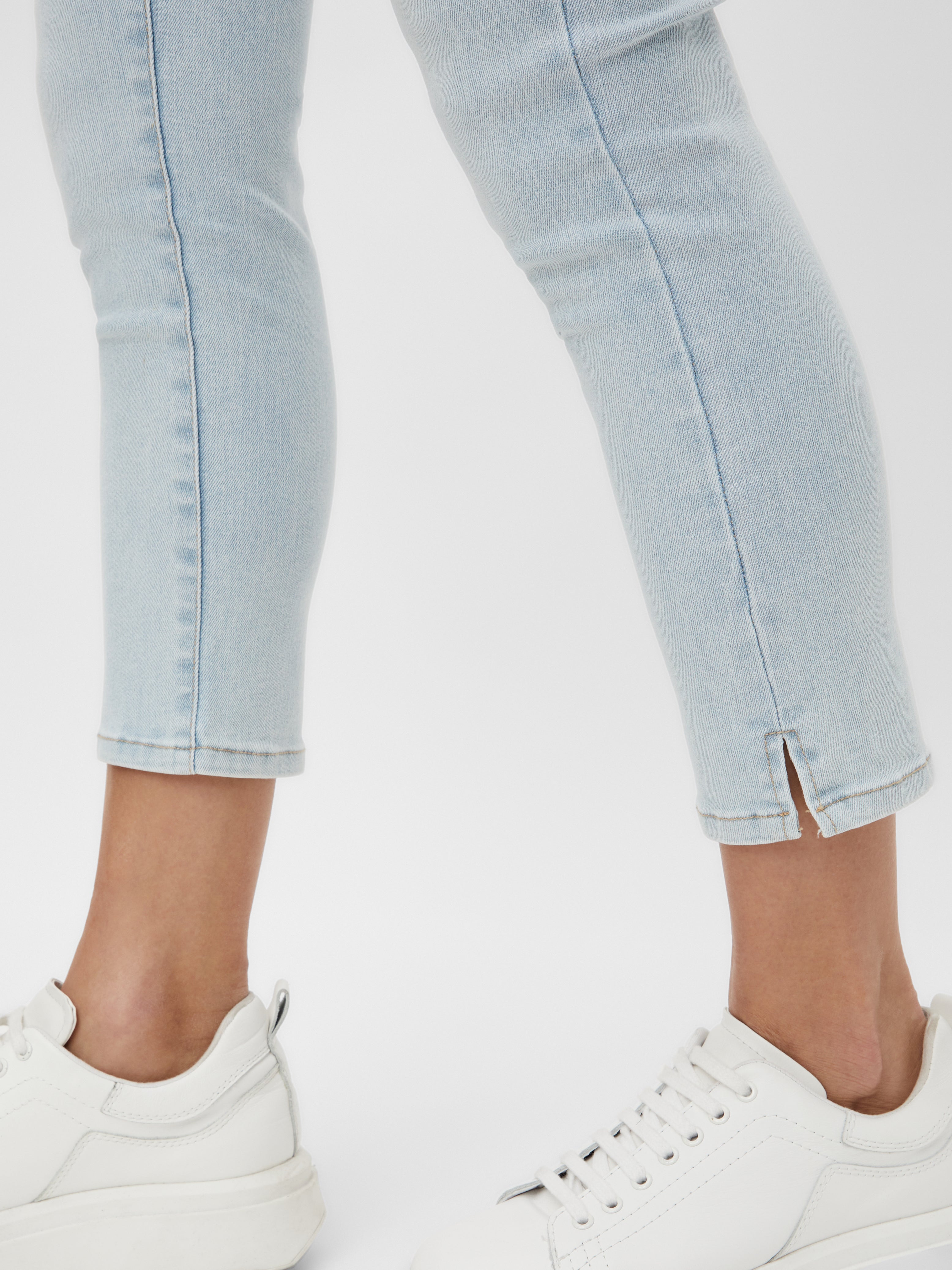 Umstands-jeans