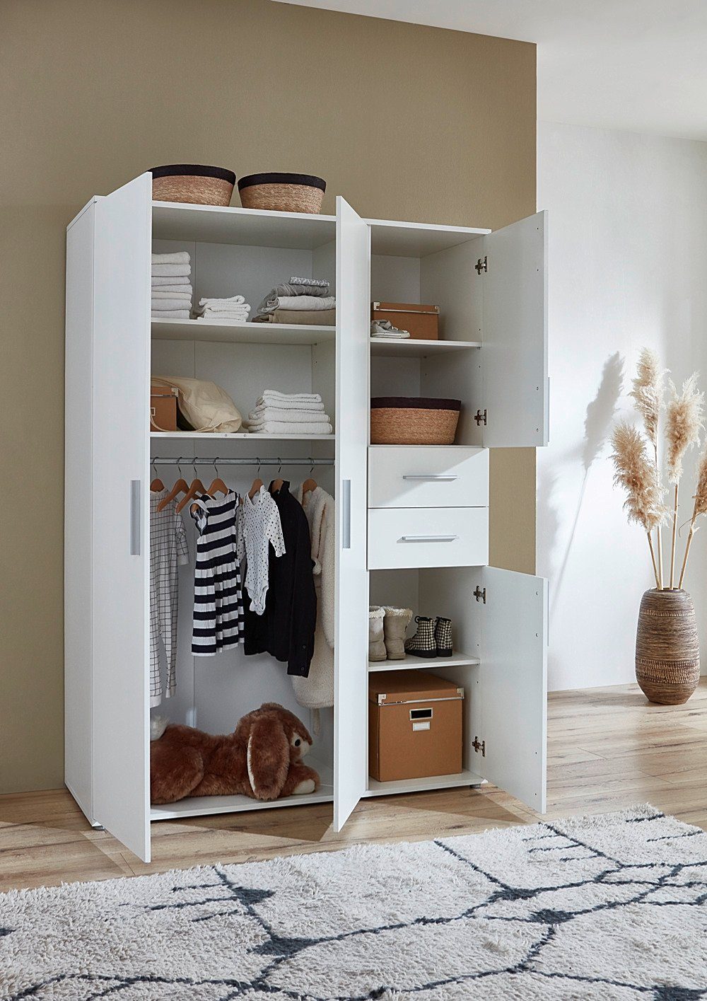 moebel-dich-auf Kleiderschrank ALIYA 4-türig (in weiß, 1-St., mit 2 Schubkästen) Breite 135 cm