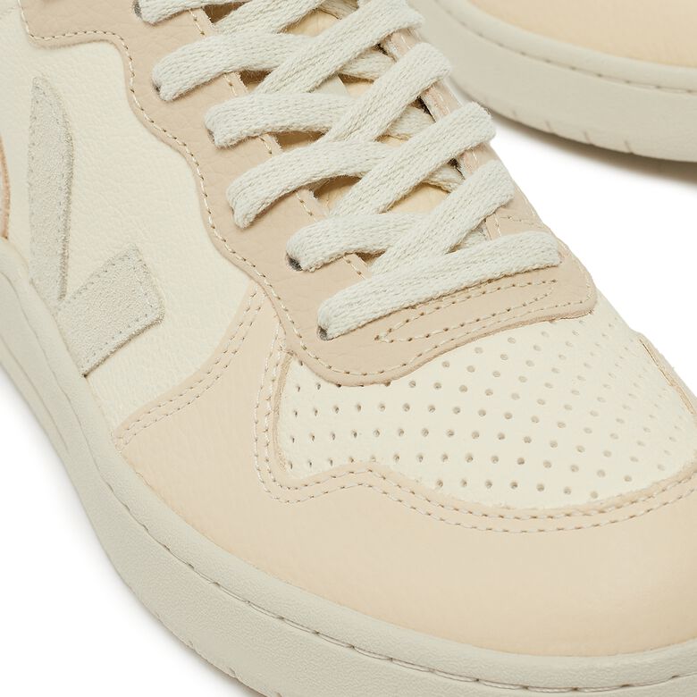 Veja Wmns V-15 Chromefree Leather cashew pierre-multico