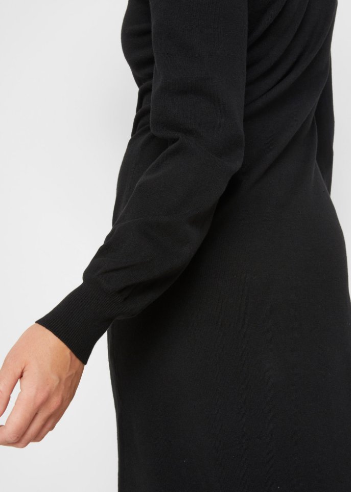 Strickkleid aus recycelter Baumwolle