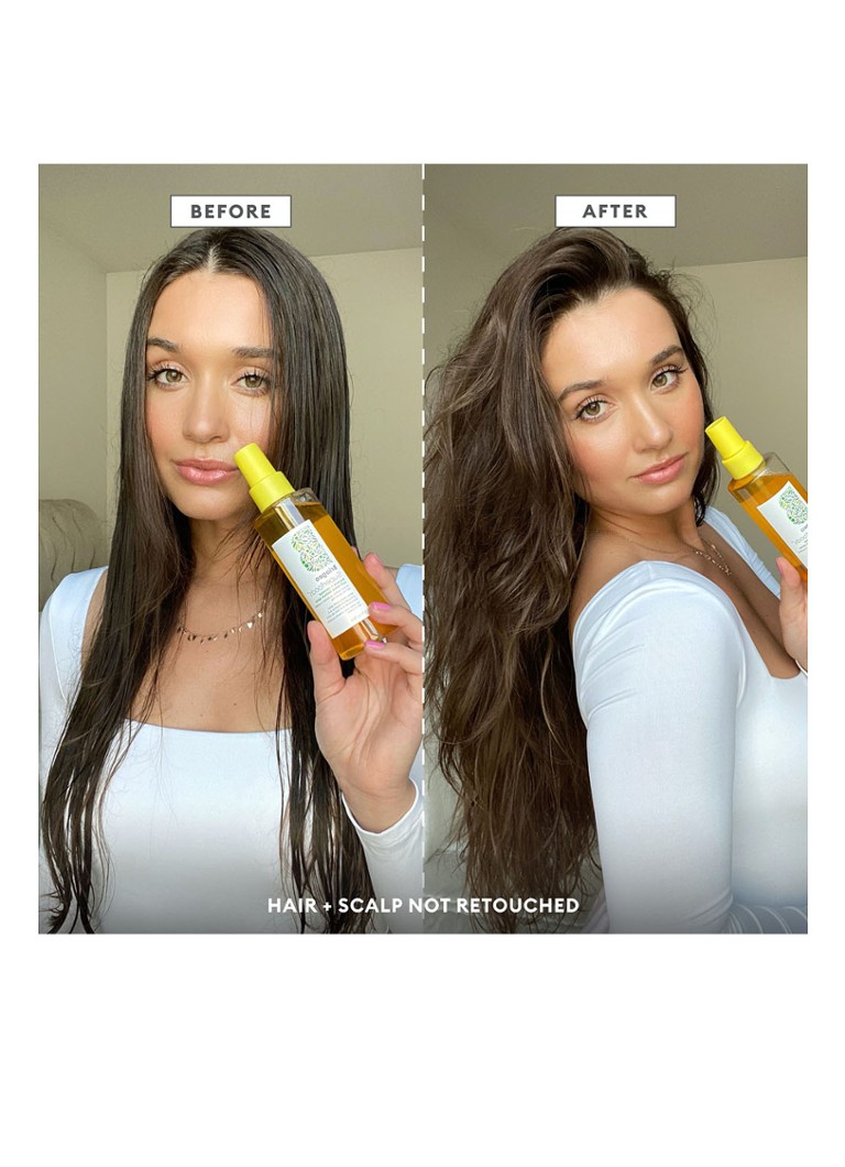 Briogeo Mini Spray hidratant texturant fără sare Briogeo Superfoods™ cu banană și nucă de cocos pentru onduleuri moi - Format de călătorie