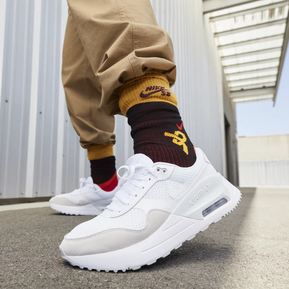Nike Air Max SYSTM DM9537-101 / weiss
