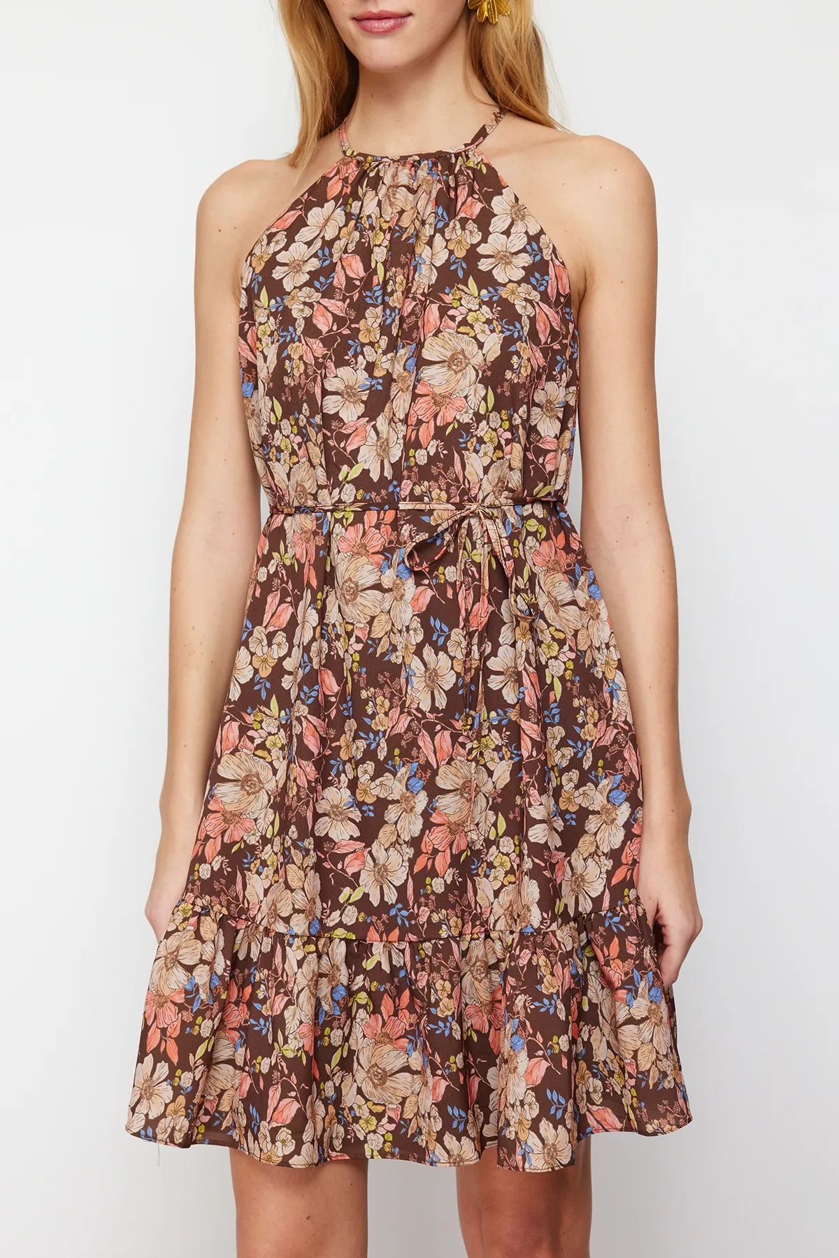 Trendyol Collection  Mehrfarbiges, florales A-Linien-Minikleid mit Krawattendetails TWOSS22EL00666