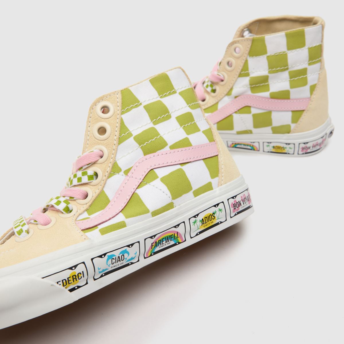 Vans – Hi Tapered Em On Holiday – Flerfärgade sneakers