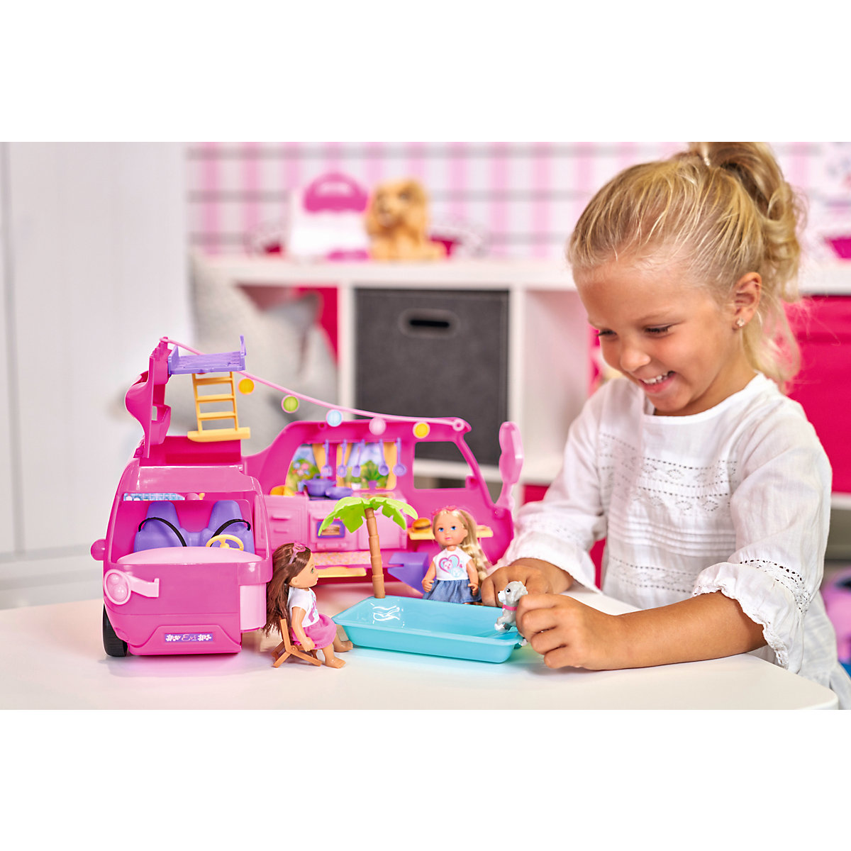 Evi LOVE Holiday Camper